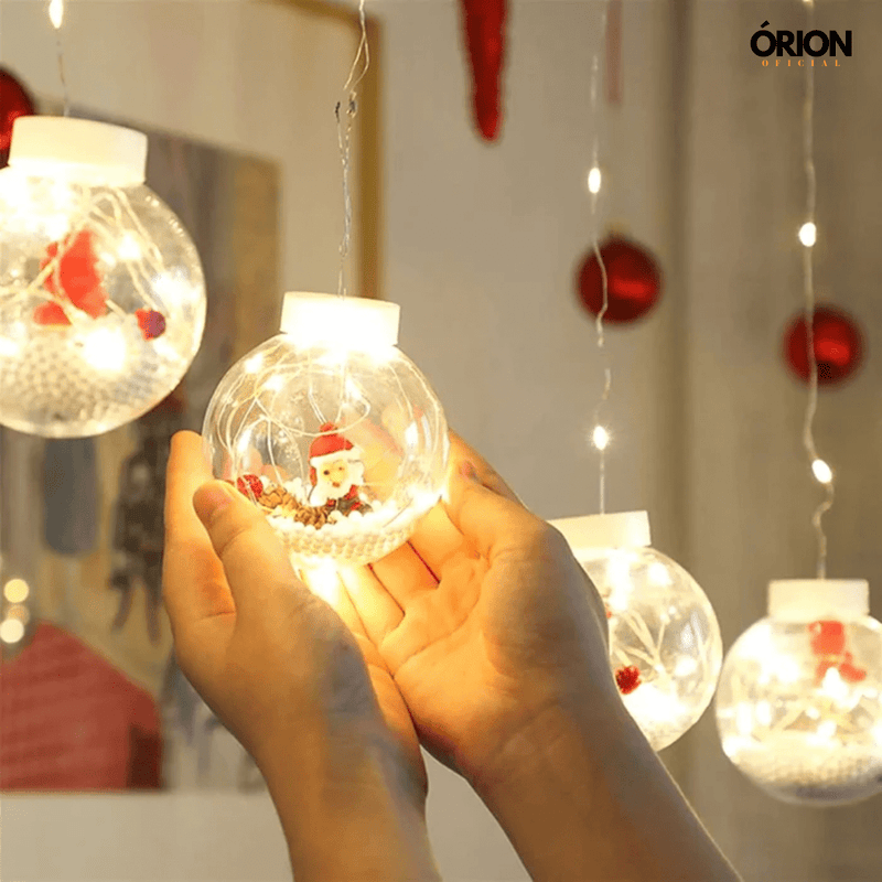 Cortina de Luzes em LED Globos Decoração de Natal